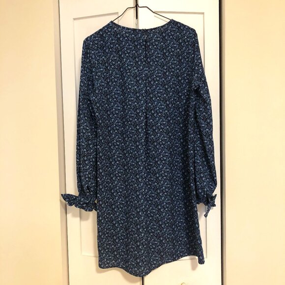 H&M blue floral shift dress with tie sleeves - Picture 2 of 5